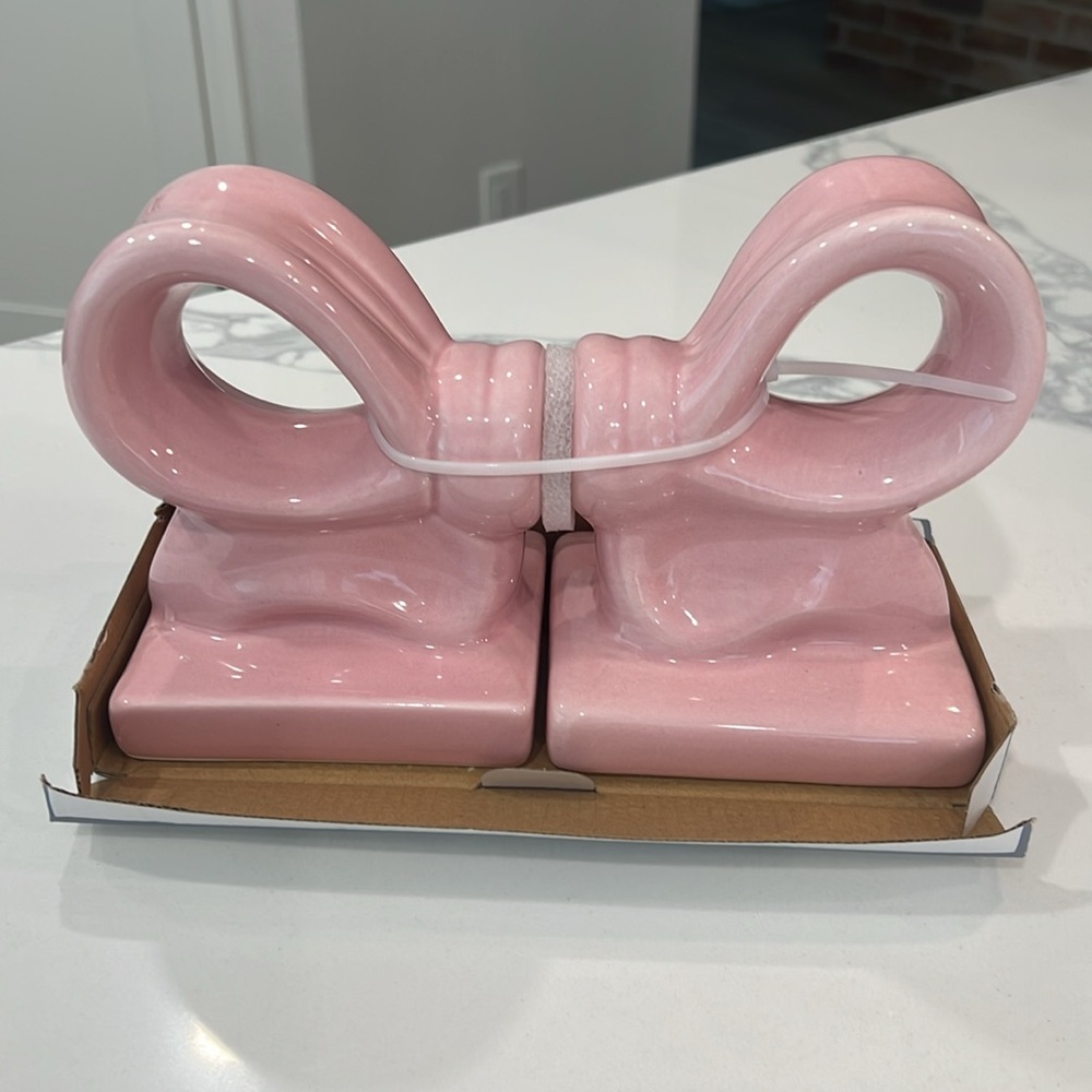 🎀Pink Bow Bookends🎀 - Picture 5 of 12
